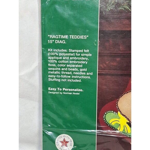 Bucilla Gallery of Stitches Ragtime Teddies 15” Felt Stocking Kit NIP Christmas - Picture 2 of 6